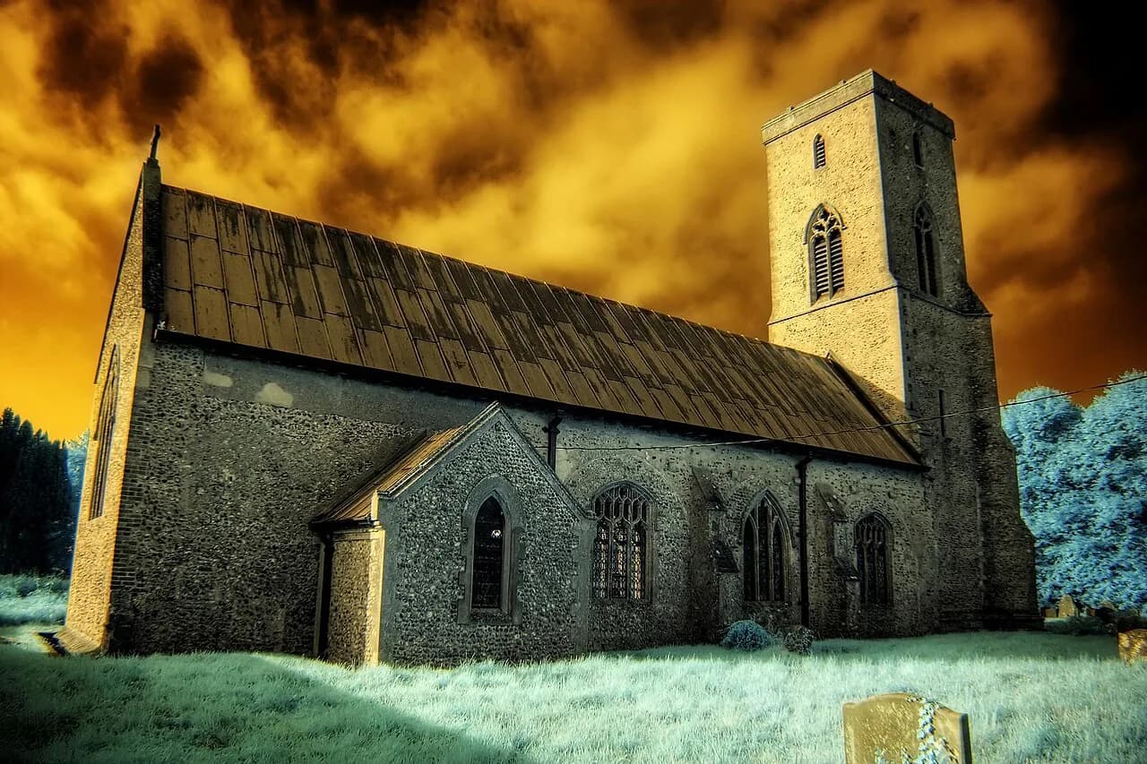 Infrared All Saints church Sharrington Norfolk (2985875981)