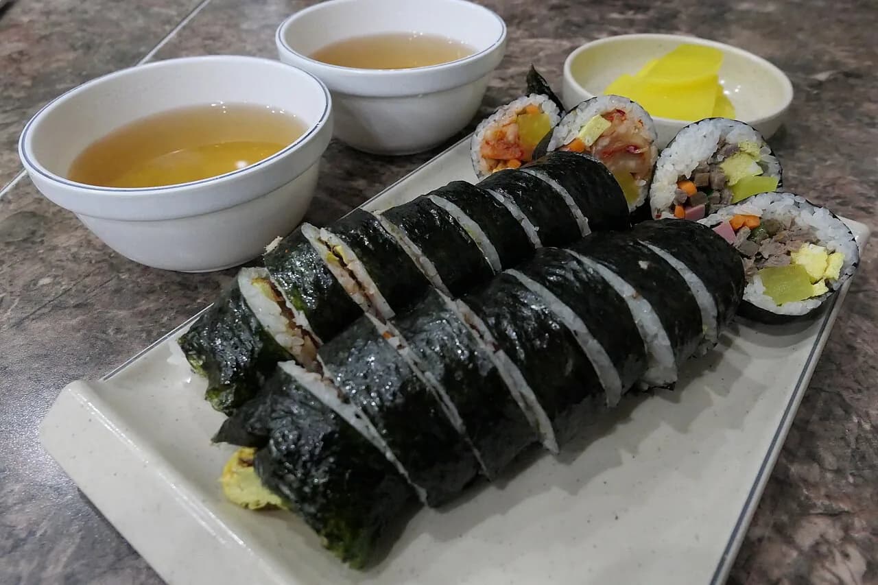 Gimbap and danmuji